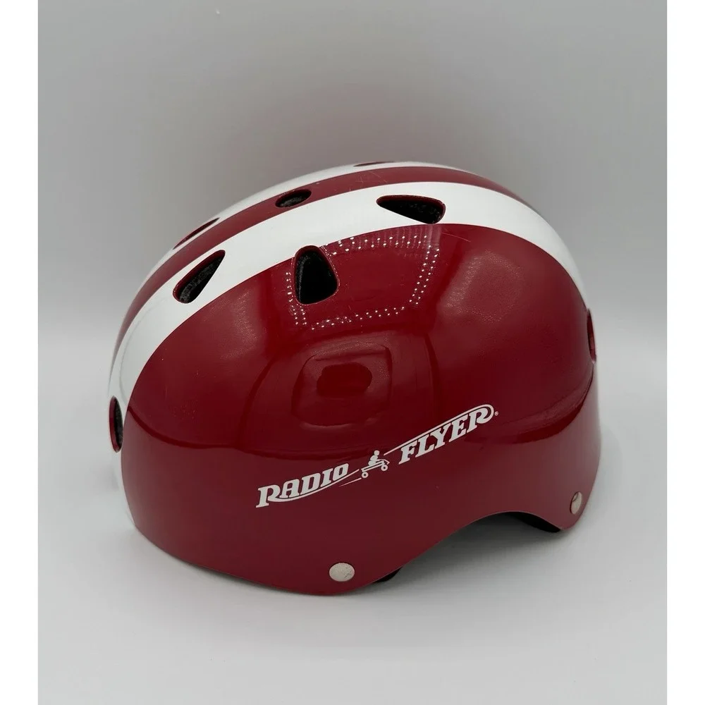 Radio Flyer Skateboarding/rollerblading Helmet Red AC100  Youth Size 48-54 cm.